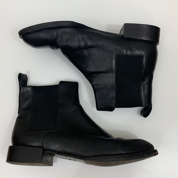 Pre-loved & Other Stories Ankle Boots - Picture 3 of 9